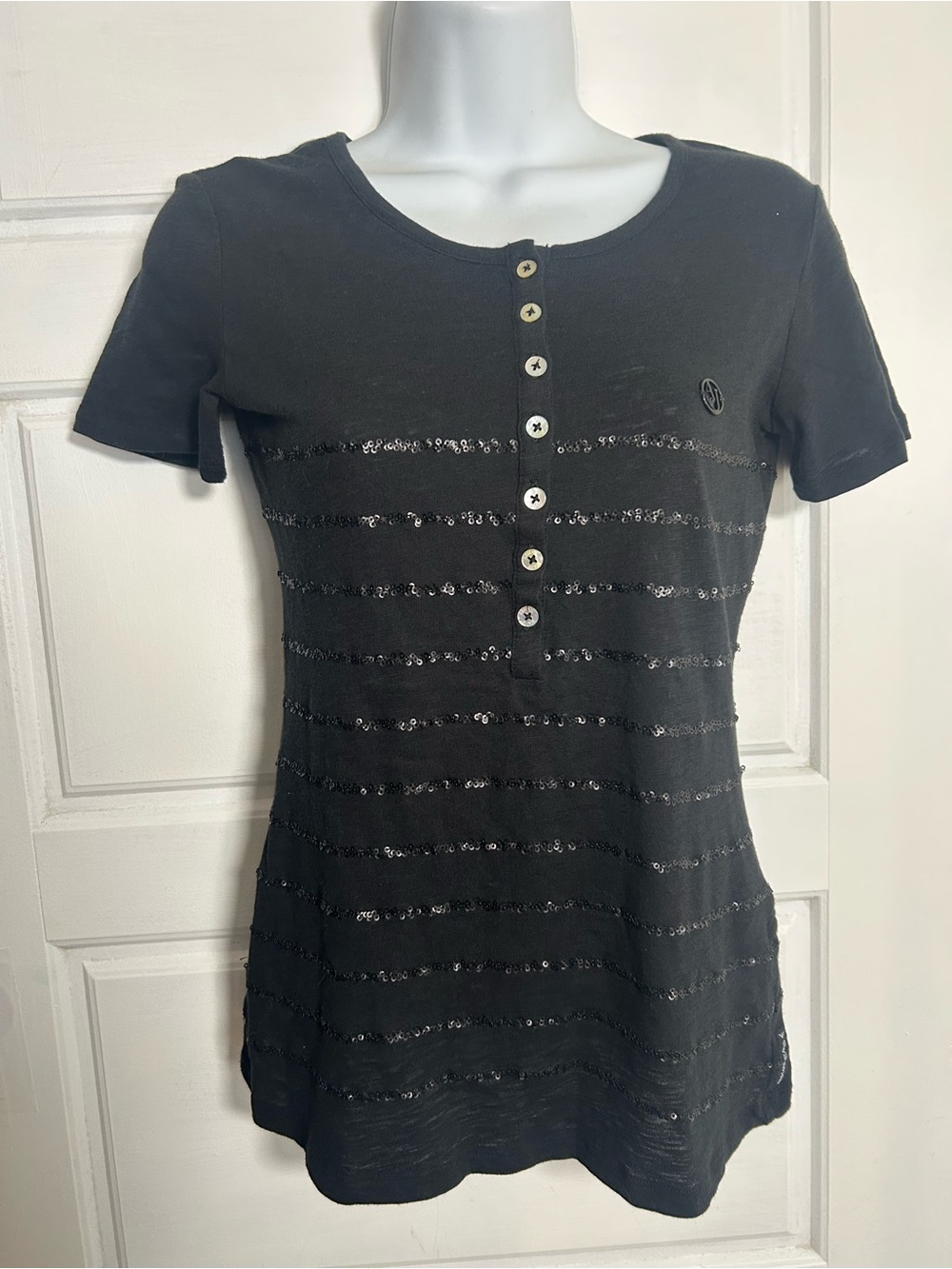 NWT Armani Jeans Black Cotton Sequin Henley Top Size 38